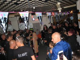 Bad Taste party