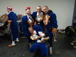 Scnaegge Ball reinschauen Ag