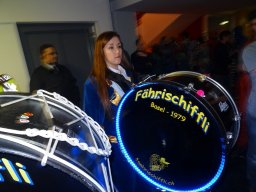 Scnaegge Ball reinschauen Ag